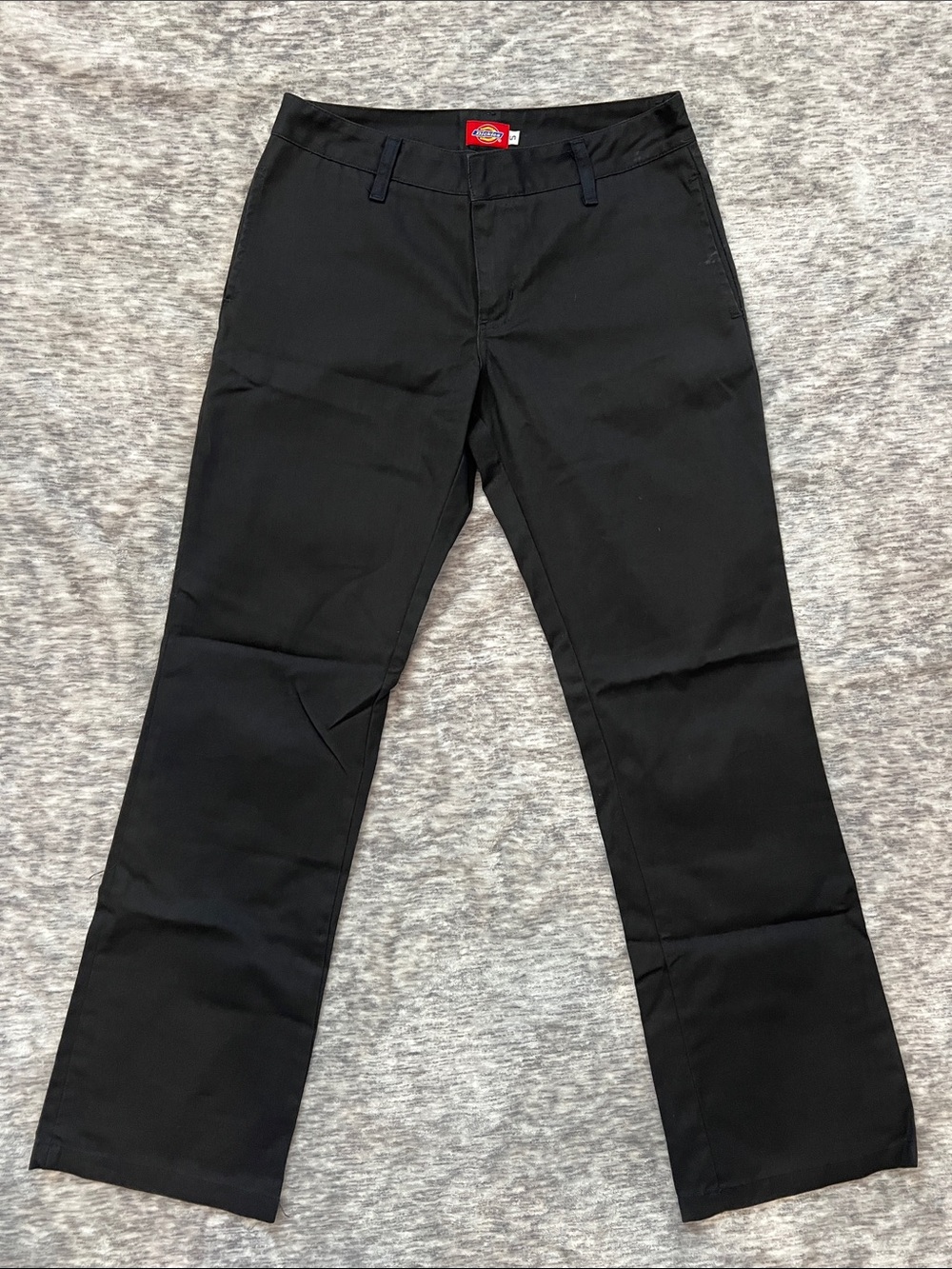 Dickies women’s (juniors) Straight-Leg Work Chinos